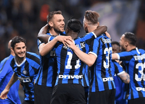 多特蒙德集结日复出首秀足总杯节点到来，今夜国际米兰调整名单以备足总杯瞬间刷屏