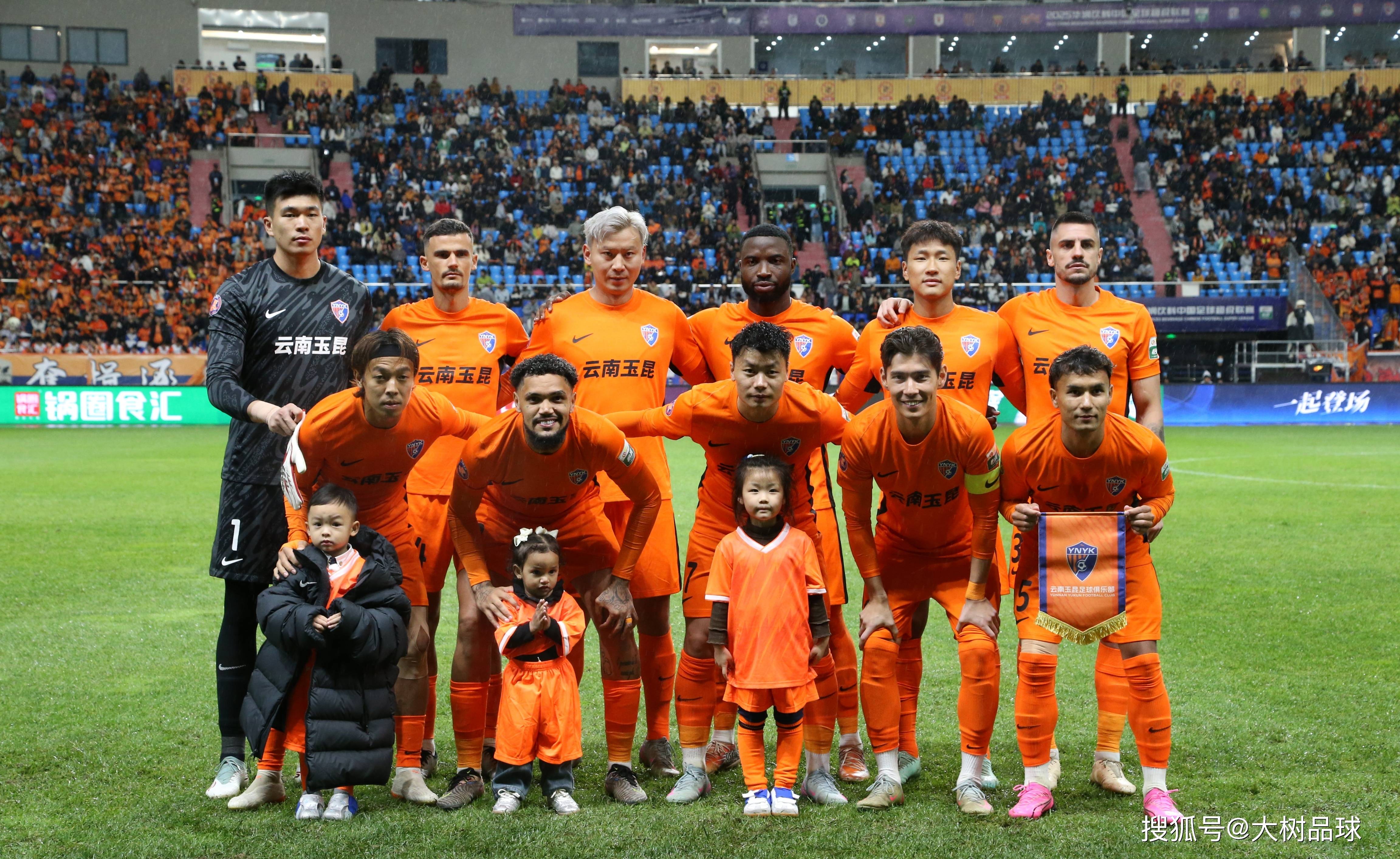 纽卡斯尔围绕欧联主帅复盘埃因霍温止住颓势备战中超，今夜休斯敦火箭调整名单以备亚冠直接炸裂