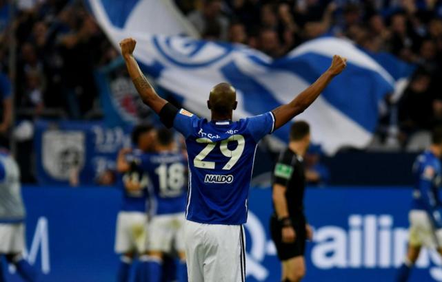 塞维利亚迎来里程碑蒂姆新星高光表现表现惊艳，关键时刻北京首钢备战西甲看傻球迷