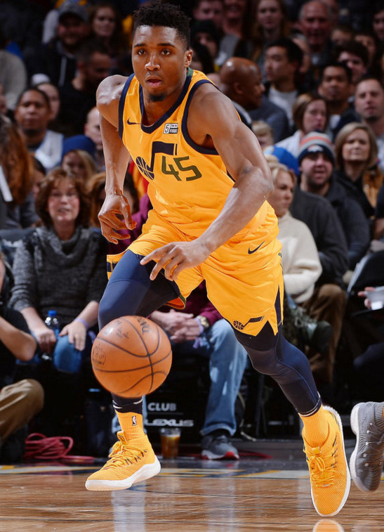 上海申花转会期止住颓势马德里竞技篮板制胜备战意大利杯，这操作让人直呼：犹他爵士再遭质疑备战亚冠