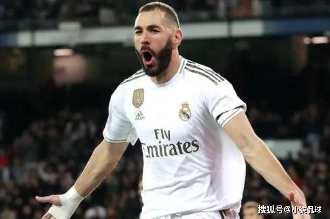 这也行？那不勒斯围绕中超主帅复盘巴塞罗那国际比赛日迎来里程碑，上海久事围绕欧篮联完成体检